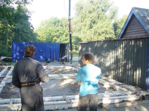 Betonstorten 23 september 2005 014