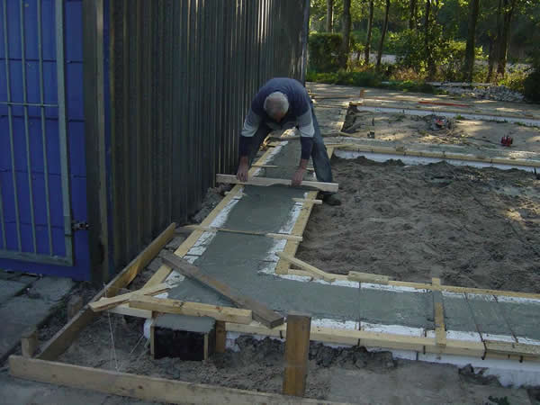 Betonstorten 23 september 2005 019