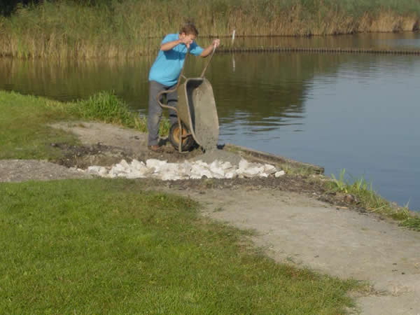 Betonstorten 23 september 2005 021