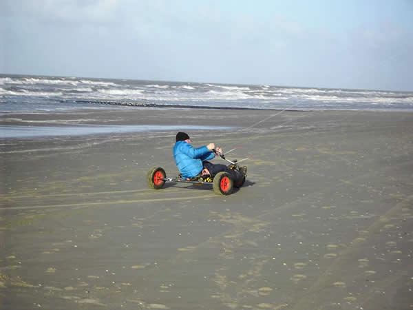 buggy 19 12 2005 callantsoog door gerrit gemaakt 021