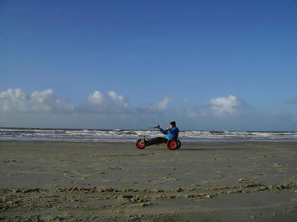 buggy 19 12 2005 callantsoog door gerrit gemaakt 025